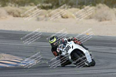 media/Dec-07-2025-CVMA (Sun) [[3e7d2de5dc]]/Race 7-Formula Lightweight Twins Shootout/